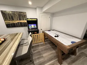 Cozy Stylish Retreat | Air Hockey & Arcade Game - Image 3