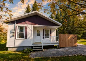 Cozy and Welcoming Chalet with Spa - Image 2