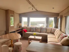 Ard Na Leice Scenic Escape with Lake Views - Image 2