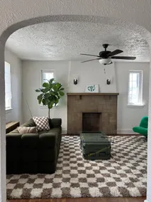 Pittsburgh Getaway - Private Home- 2 Beds - Image 2