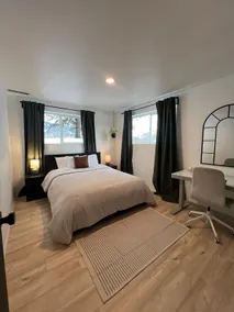 1.5 Miles from Town & Mountain Views! - Image 2