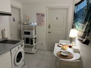[Best Location] 1-minute walk from Hyehwa/Late Checkout/5-Star Hotel Bedding/Seoul National University Hospital/DDP/Myeongdong/Seoul Station - Image 3