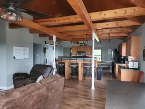 Private Home with Breathtaking Mountain Views! - Image 2