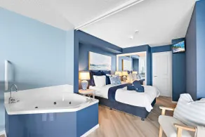 La Mer Luxury: Absolute Waterfront - Image 3