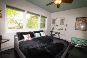 Downtown Historic Home, 2nd floor,2000 sqft,4 beds - Image 2