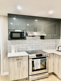 Spacious private unit with separate entrance - Image 4