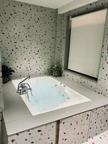 Leen Stays - Luxury 1bhk with Jacuzzi! - Image 2