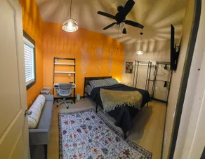 Quiet hideaway, high speed internet & washer&dryer - Image 3