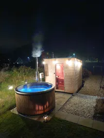 Jeleniówka cottage with sauna and hot tub - Image 4