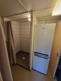 ROOM/Apartment with kitchenette in Lysekil. Private entrance. - Image 2