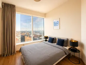 Stylish 11th-Floor Sea View Stay - Image 3