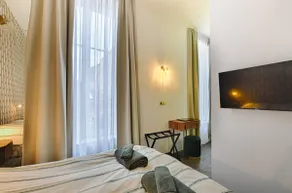 Art Deco Studio in the City Center - Image 2