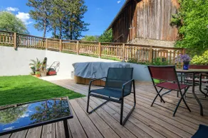 Country-style apartment with private Jacuzzi - Image 2