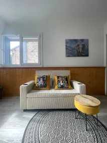 L'Idylle with access to a roof terrace. - Image 2