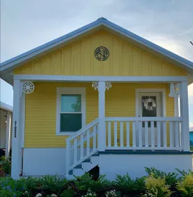 Catch~N~Chill Mins to the Gulf & Comm Ice Machine! - Image 2