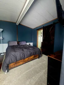 Unique Montana Retreat *Hot Tub * Sleeps 8 + Bar - Image 3