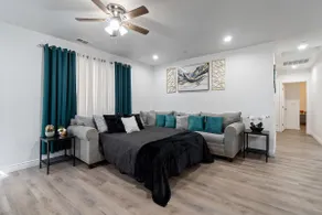 3bdr & 2bath/2 car garage/Bbq space - Image 4