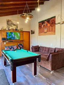 Rustic house with pool. - Image 5