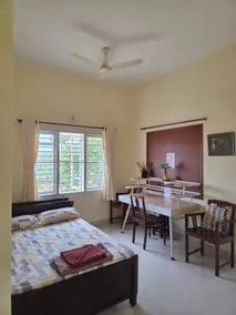 Bellevue-family friendly apartment on first floor - Image 4