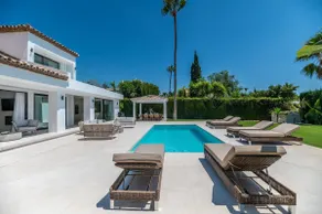 Luxury 5 bed Villa -Heated pool - Image 5