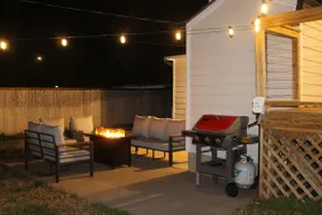 Mins to Texas A&M | Lux King Beds | Large Backyard - Image 3