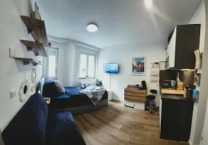 Modern mini room near the city, self check-in, parking - Image 2