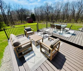 Hot tub! HugeHome! Fun Barn 11acres onRiver - Image 2