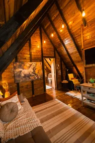 Sunflower Paradise Chalet Ranch Cabins - Image 4