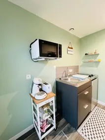 The chic studio with parking - Image 4
