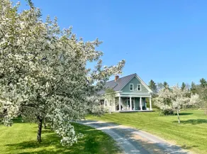 Convenient Retreat - Image 3