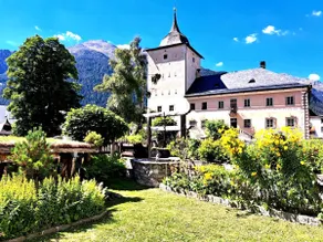 Cozy 3-Bedroom Apartment in the Heart of Zernez - Image 2