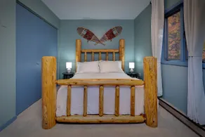 Cozy “Up North” Getaway + Starlink Internet - Image 2