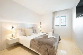 4BR Seafront Luxury Apt | Sofia by Palmera - Image 4