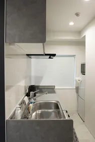 Open 2 floors [in the center of Kobe. Good access to Osaka] With rooftop and courtyard - Image 4