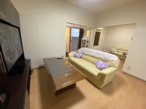 Relaxing room with a babbling brook - Image 2