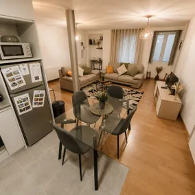 Ribeirinha Guesthouse - Image 3