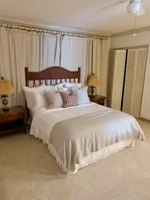 Bamaluz at White Sands. Beachfront 2 bed apartment - Image 2