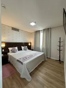 Flat, privileged location. - Image 3