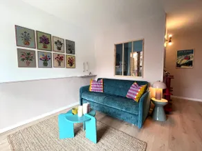 Beautiful home in the center facing the slopes - Image 3