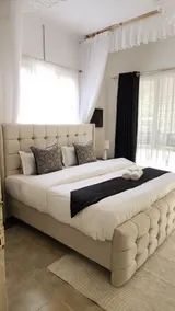 Luxurious mansionate0725797109 - Image 4