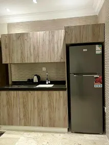 Royal Suite 102 - Image 4