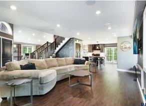 Large Gathering Home | Hot tub - Image 5