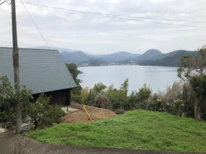 Log house with a view of the sea - Image 4