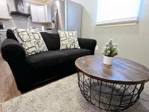 Free Night! Fully Furnished, TV In Bedroom, Patio - Image 3