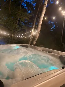 Lake Cabin Retreat | Hot tub - Image 2
