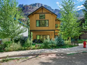 Deluxe River Trail Home! King Beds + Fiber + A|C - Image 4