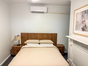 Saltbush Cottage, 4 bedrooms/5 beds, pet friendly - Image 2