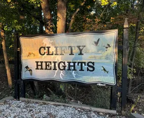 Clifty Lake Escape (Lake of Egypt) - Image 2