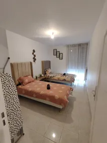 4-bedroom apartment - Image 4
