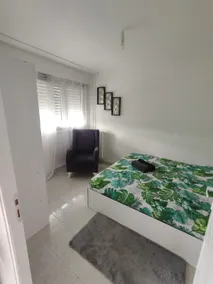 4-bedroom apartment - Image 5